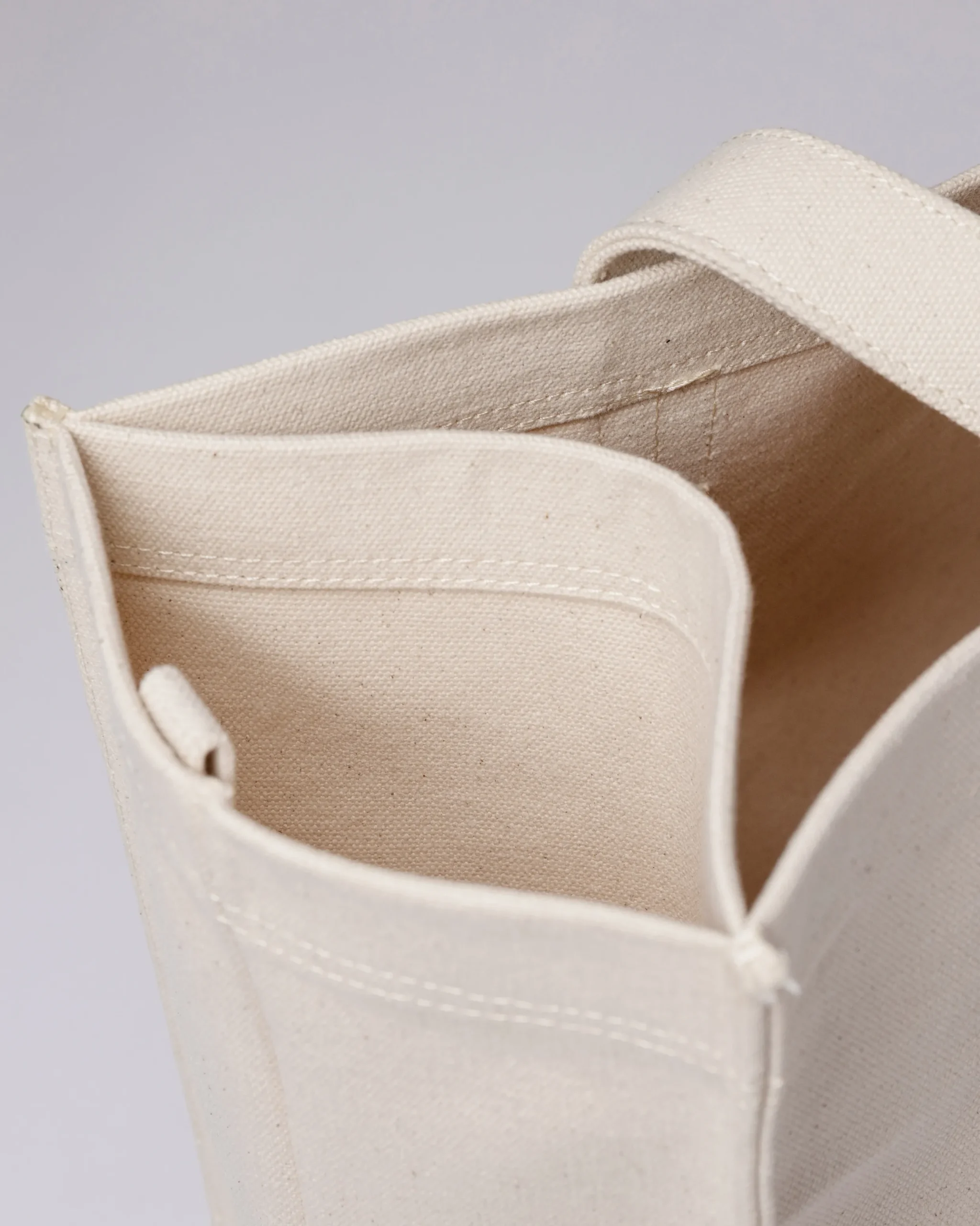 Discount All Purpose Bag L X Omnipollo Collaborations